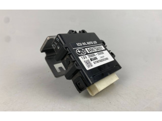 Блок управления 84967SA001 Subaru Forester SG