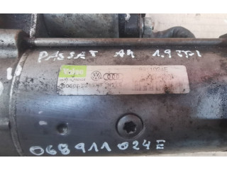 Вентилятор печки    068911024E   Audi A6 S6 C5 4B