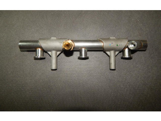 Vstřikovací lišta 06E130089AA Audi A8 S8 D4 4H