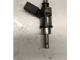 Форсунка 06D133036D    Audi A3 S3 8P   