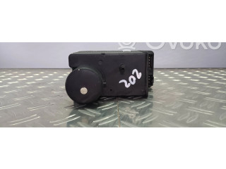 Pojistková skříňka 2028001048, 8701009703 Mercedes-Benz C W202 1995