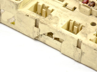 Блок предохранителей    Jaguar S-Type    