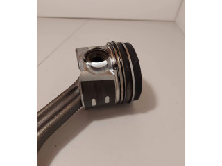 Поршень с шатуном Volvo S60