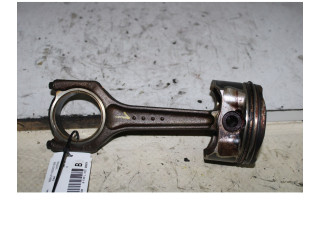 Píst BMW 1 E81 E87 pro benzínový motor 1.6