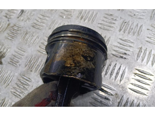 Píst Toyota Avensis T270