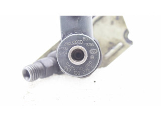 Vstřikovač 0445110066, 057130276g Audi A8 S8 D2 4D