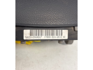 Подушка безопасности водителя 77800SEAG8100 Honda Accord