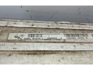 Интеркулер 8200880552 Dacia Duster