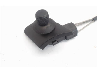 Зеркало электрическое        Skoda Fabia Mk1 (6Y)  1999 - 2007 года   