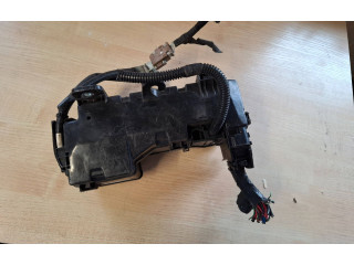 Блок предохранителей  821110HS60   Peugeot 108    