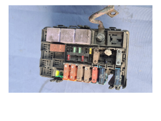 Pojistková skříňka 8200210898, 8200525478 Renault Espace IV 2003