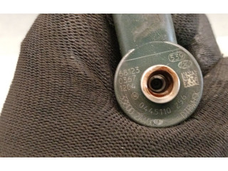 Форсунка 338002A400, 0445110256BOSCH    Hyundai Getz  D4FA 