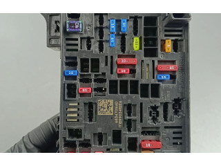 Блок предохранителей 68347016AD Jeep Grand Cherokee WL