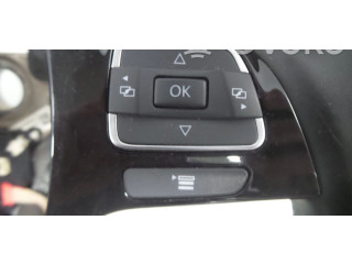 Volant Volkswagen Touareg II 2011 7P6419091K