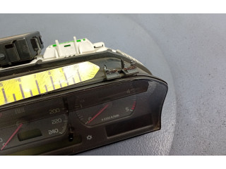 Панель приборов 9472523, 9472523   Volvo S70  V70  V70 XC       