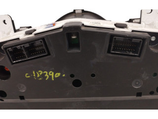 Přístrojová deska KIA Venga 2011 940031P720