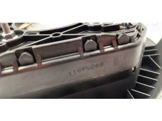 Подушка безопасности водителя 985708387R   Dacia Duster