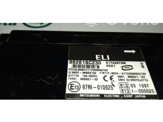 Блок управления 88281SC230, X1T22573M Subaru Forester SH