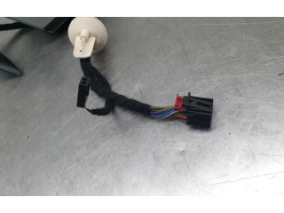 Зеркало электрическое Skoda Karoq 2017 - года