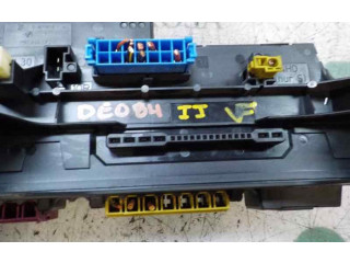 Pojistková skříňka Řídící jednotka BSM A2049001402, 016706581A Mercedes-Benz GLK (X204) 2011