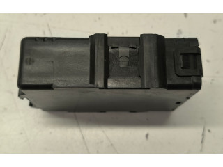 Блок управления коробкой передач 8953576010 Toyota Prius (XW30)
