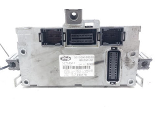 Блок предохранителей 51781531, 51781531 Fiat Idea