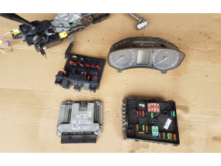 Комплект блоков управления 03G906021LB   Skoda Octavia Mk2 (1Z)