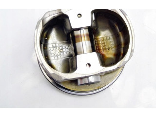  Поршень  31010  Lexus IS III XE30  