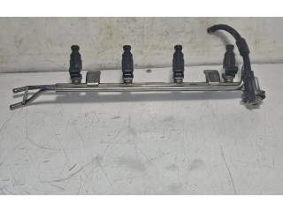 Комплект форсунок 06A133681B Skoda Octavia Mk2 (1Z)