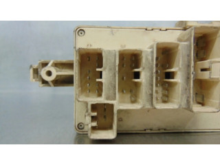   Pojistková skříňka    Toyota Starlet (P80) IV 1989