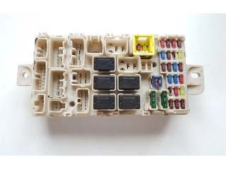 Блок предохранителей 8565A370, 04685H27 Mitsubishi L200