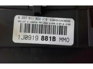 Панель приборов 1J0919881B   Volkswagen Bora       