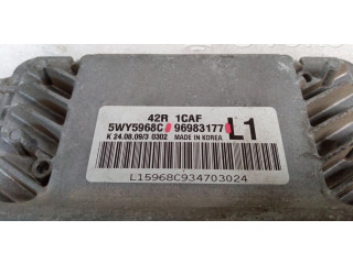 Блок управления двигателем Блок управления 96983177   Chevrolet Astra