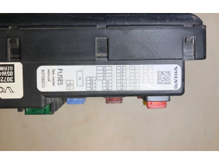 Блок предохранителей 30728512, 28017881 Volvo XC90
