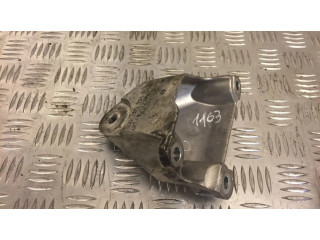 Кронштейн крепления коробки передач