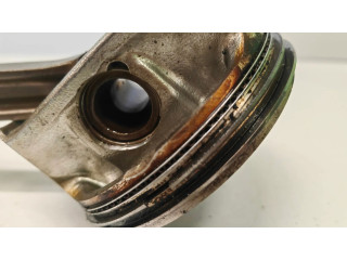 Píst Chevrolet Camaro pro benzínový motor 3.6