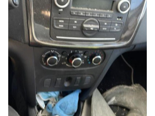 Генератор 231005933R Dacia Sandero