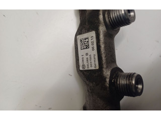 Топливная рампа 04L089B   Volkswagen PASSAT B8  