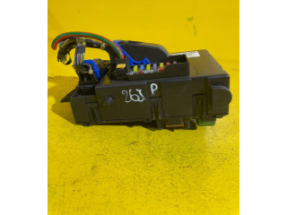 Блок предохранителей Opel Meriva B