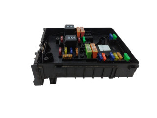 Блок предохранителей 1K0937118, 1K0937125D Skoda Yeti (5L)