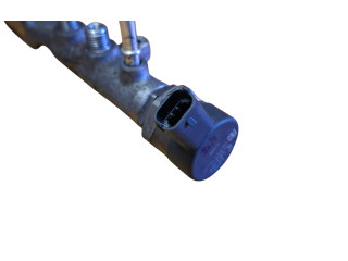 Топливная рампа 0445214332, G4D39D280AA Jaguar XF