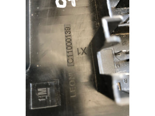 Блок предохранителей  13368642   Opel Astra J    