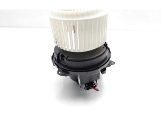 Вентилятор печки MR116244, 145106108 Renault Clio V