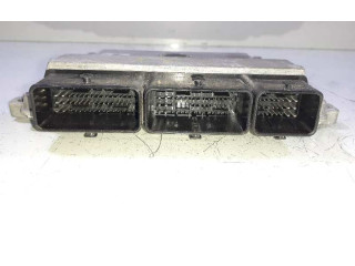 Řídící jednotka 237104736R, 237103353R Renault Captur 2014