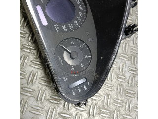 Přístrojová deska Mercedes-Benz E W211 2005