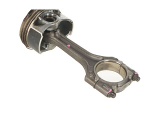 Шатун  06H198401D    Volkswagen Golf VII  