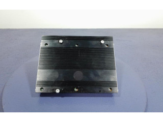 Звукоусилитель     68267299AB, 68267299AB    Chrysler Challenger 