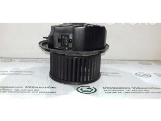 Вентилятор печки    1K0820015C, F983229J   Volkswagen Touran I