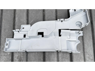 Крышка блока предохранителей 32200087, 32264789 Volvo V60