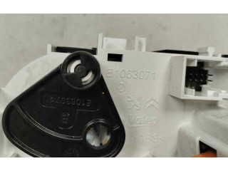 Модуль блока управления кондиционером E1063071 Peugeot 2008 I